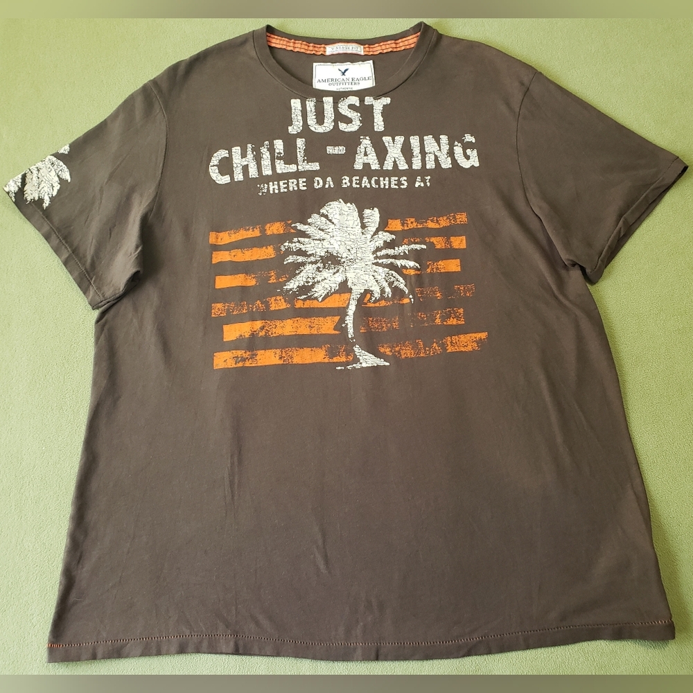 American Eagle Brown Vintage Fit "Just Chill-axing" T-Shirt